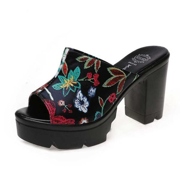 

slippers women leather sandals pu 10 cm gross shoes platform cunhas summer clubwear chinese embroidery 3837, Black