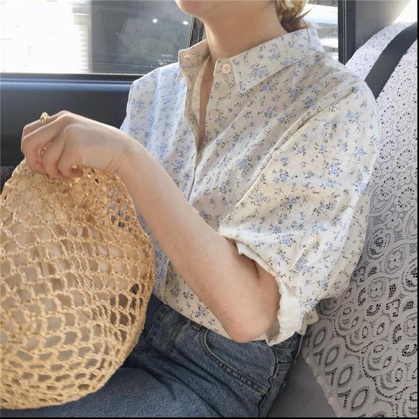 

chic foreign fresh small floral single breasted puff sleeve shirt blouse female 2021 summer drop shipping, White