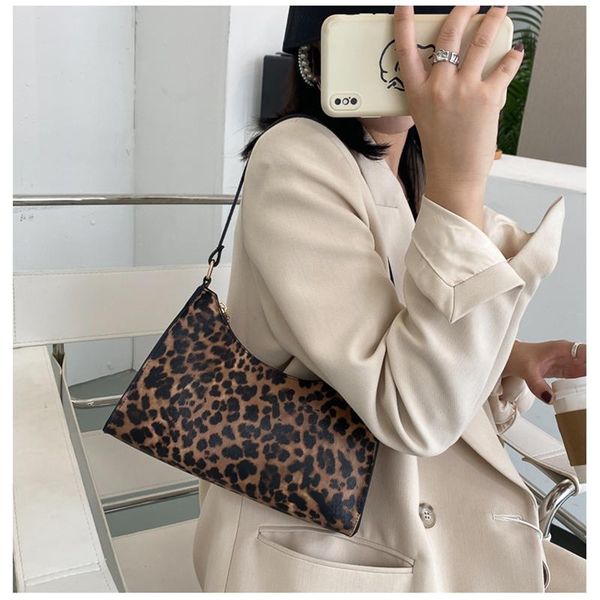 

cross body niche design women bags portable handbags fashion leopard print shoulder bag armpit purse 01-sb-stnbss