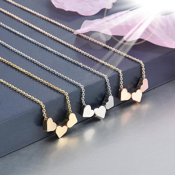 

chains korea creative love three peach heart necklace classic small clavicle chain ladies jewelry wholesale, Silver