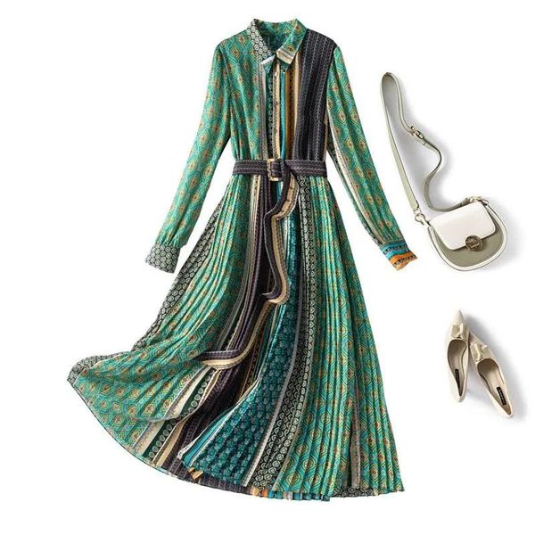 

casual dresses large-size floral dress women's 2021 autumn and summer product fashion color matching elegant mid-length pleated, Black;gray