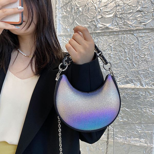 

2021 new korean single shoulder messenger chain french underarm crescent saddle portable women's bag