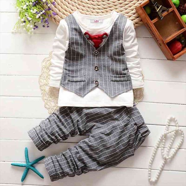 

autumn winter childrens clothing toddler baby set boys suits t shirt pants 2pc kids clothes sports suit 0 4 years, White