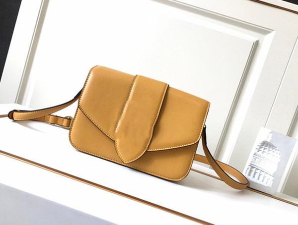 

2021 new luxurys designers classic retro shoulder style fashion messenger wallet card bag trend ladies, Black