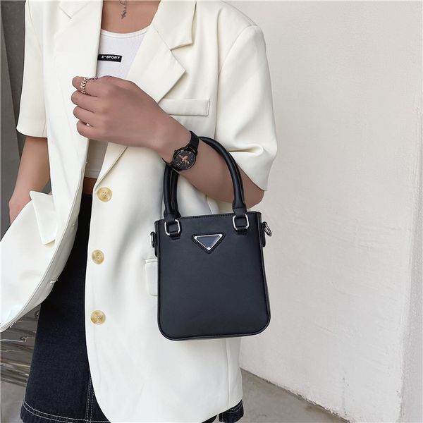 

net red hand tote women's summer new foreign style shoulder messenger bag