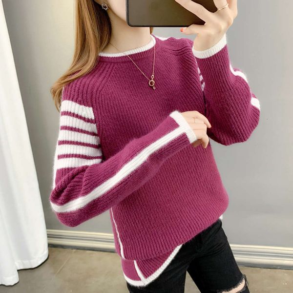 

color contrast with coat inside loose bottomed sweater for women in autumn and winter, White;black