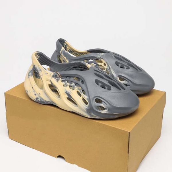 

2022 foam runner slipper mxt moon gray mx cream clay men women slippers shoes ochre vermillion mineral blue triple black slides designer san