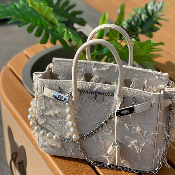 

beggars' canvas small crowd cowboy hand messenger pearl chain bag girl