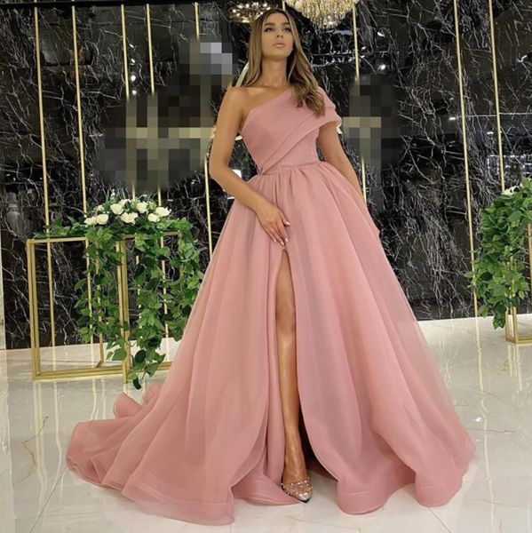 2021 Dusty Pink Elegant Evening Formal Dresses Com Dubai Formal Vestidos Party Prom Dress Arab Middle East One Shoulder High Split Organza Vestido