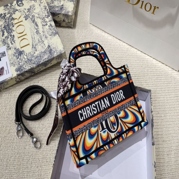 

2021 star same large capacity shopping tote bag canvas lock embroidery hand women's bag women luxurys designers ysj