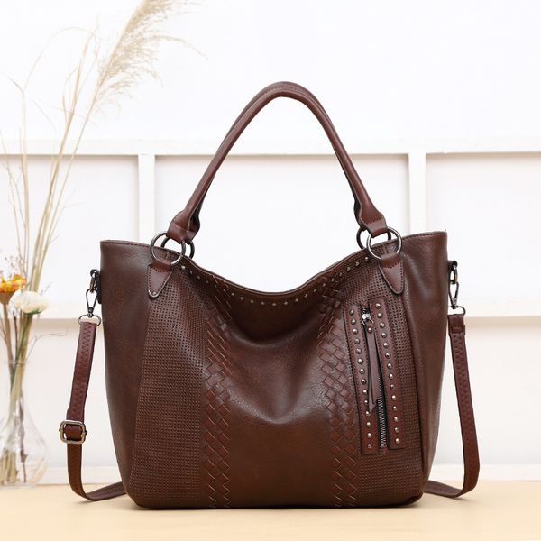 

fashion brand handbag female 2021 new simple retro shoulder bag messenger bag casual wild large-capacity multifunctional soft leather tote b, Black;red