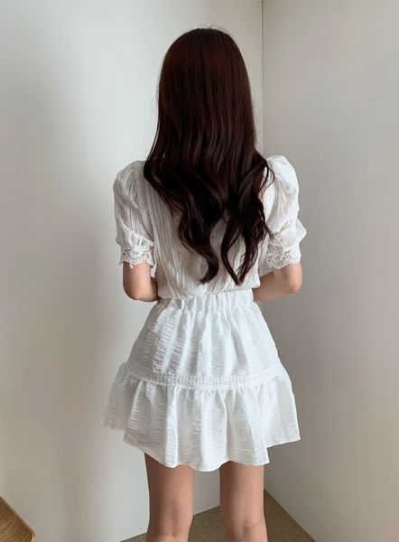 

lace with neckline v pearl button 2021 chic feminine soft blouse sleeve short sleeves all game sweet new shirts nk44, White