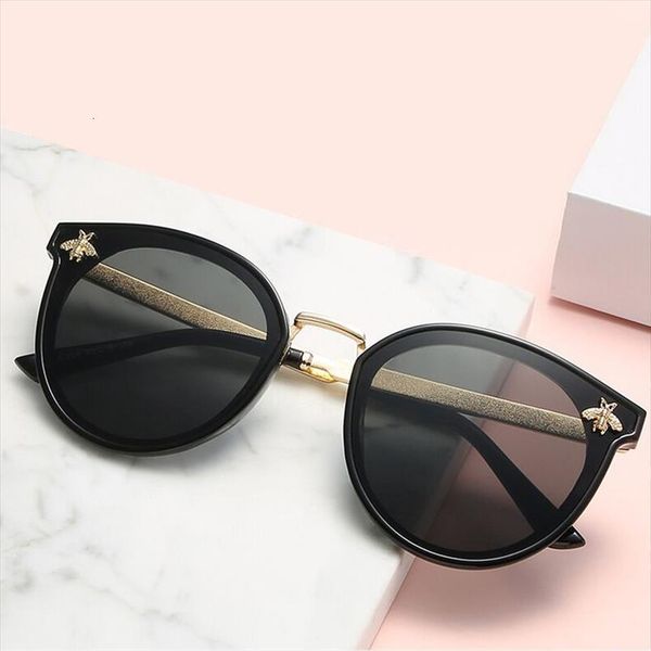 

fashion cat eye sunglasses women bee sun glasses female brand designer metal gradient mirror vintage oculos de sol, White;black