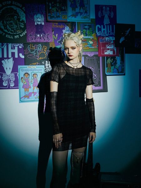 

romwe solid cami dress & plaid mesh dress & 1pair oversleeve q1vl#, Black;gray