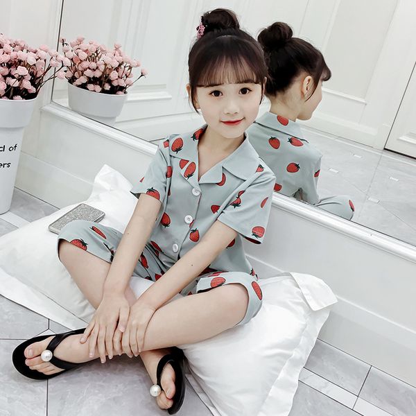 

girls suits 2022 new summer fashion childrens big childrens and shorts loose casual two-piece suit, Blue;red