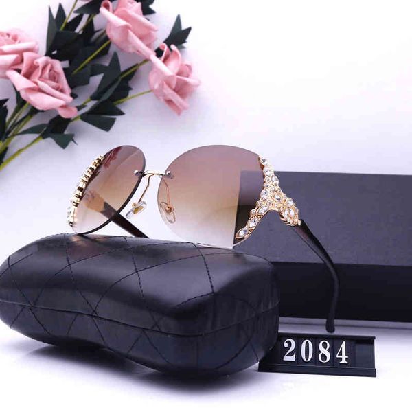 

vintage new sunglasses men's and women's street shooting sunglasses travel fashion glasses 2084 glasses_outleteeho, White;black