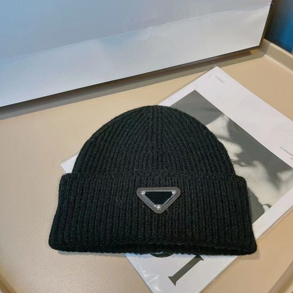 

2021 fashion high-quality beanie woolen hat knitted cap classical sports skull hats ladies casual outdoor, Blue;gray