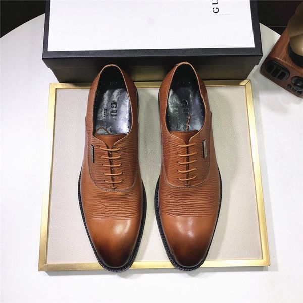 

new fashion loafers man black and metal toe men velvet designer dress shoes italian mens flat shoes handmade loafers luxury men shoe