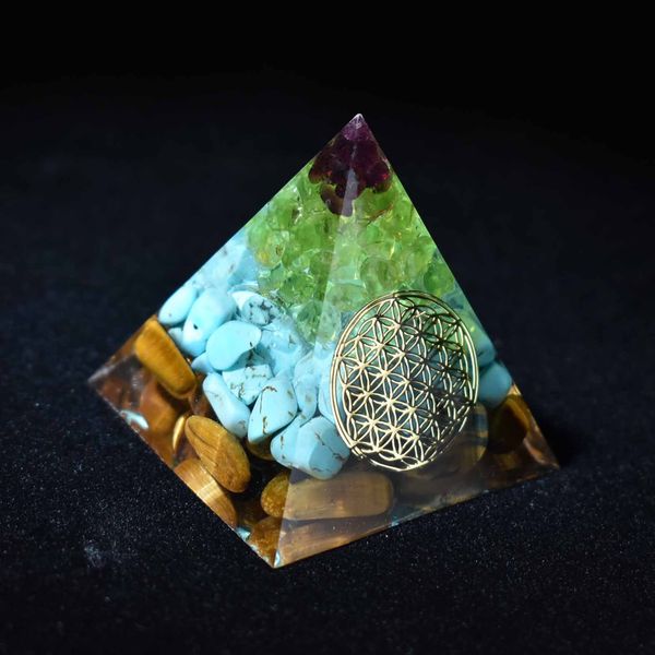 

natural crystal crushed stone 7 chakra orgone energy pendant necklace handmade pyramid magnetic field, Red;blue