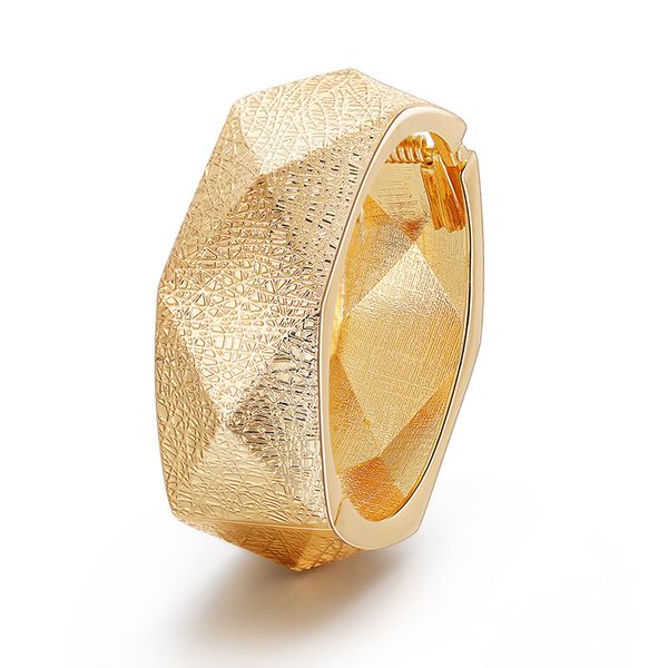 

baroque style simple bracelet diamond cut bird's nest wire drawing spring, Black