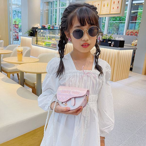 

girls fashion mini change purse cute kids letter oblient one shoulder bag children princess zero wallet bright pu leather handbags f332, White