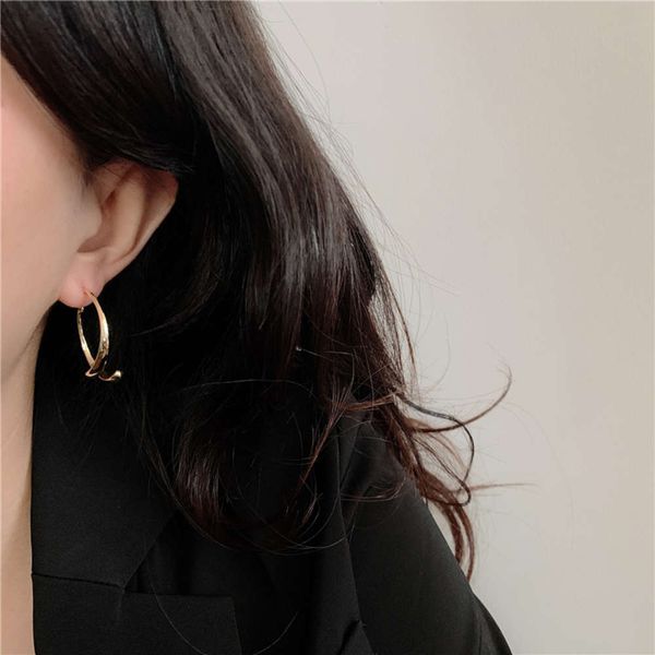 

hbp fashion personalized metal crisscross cold style earrings for women, Silver