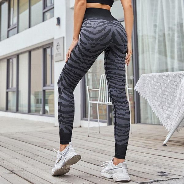

yoga outfits printed striped pants european and american winter peach hips tight trousers nude fashion sports women, White;red