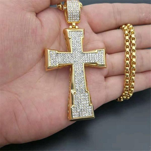 Collane con ciondolo Collana da uomo con strass ghiacciati Croce grande per uomo Catena in acciaio inossidabile color oro Gioielli hip-hop