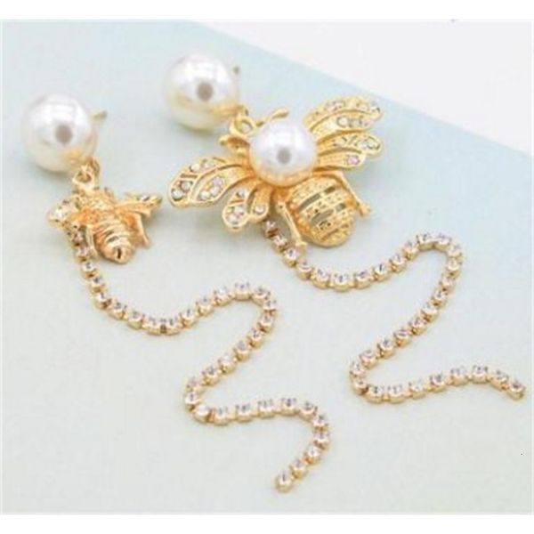 

noble low price wholesale 10pairs/lots asymmetrical bee diamond crystal women's earings up-market (3b, Silver