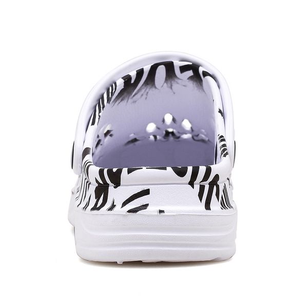 

2021 spring new mens sandals eva lightweight beach slippers non-slip men women garden clog shoes, Black
