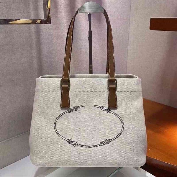 

women luxurys designers bags 2021 shopping the latest prefall canvas carrying with the design of designer handbag handbags totes crossbody b