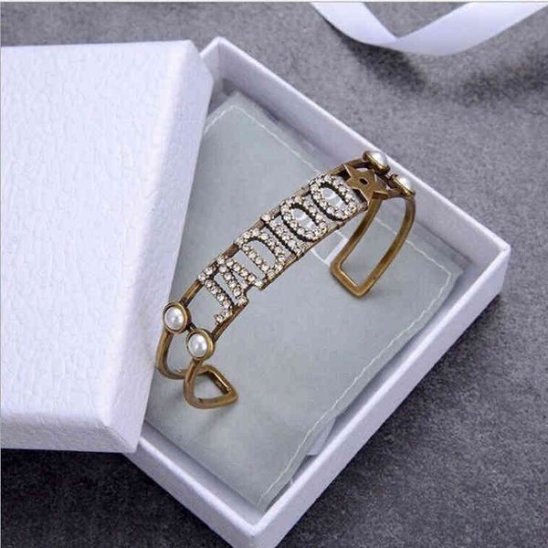 

factory specials new letter full diamond star open pearl bracelet fashion net red temperament, Black