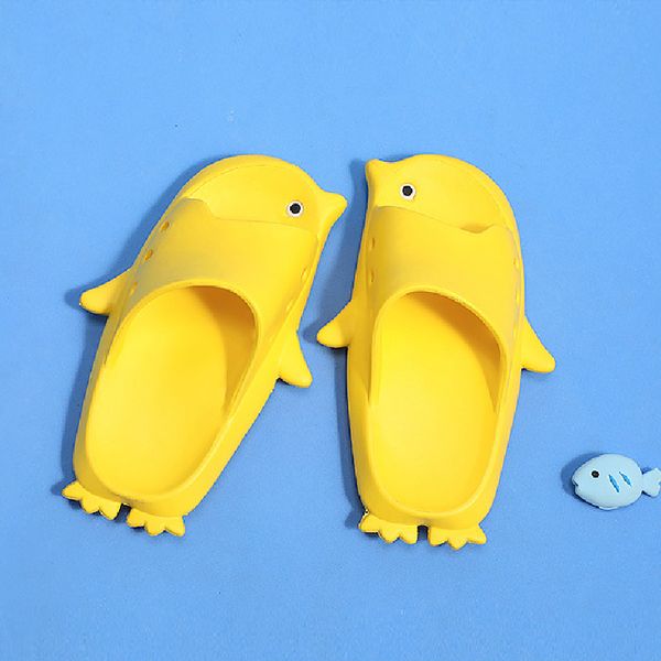 

2021 new swimming shoes kids baby girls slippers boys flip flops penguin fish house shoes indoor slippers funny shoes for child, Black;red