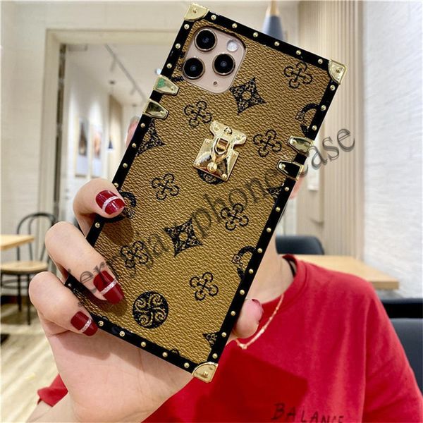 Capa de telefone de couro geométrico quadrado luxuoso para iPhone 15promax 15pro 15 13 PRO MAX 13pro 14promax 14plus 14 12promax 12 XR Xs Max X 11 PRO MAX Capa de treliça vintage