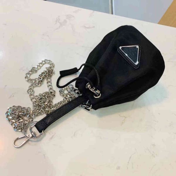 

the new fashion women's bucket bag in 2021, with advanced design from apennine peninsula, is practical, large capacity and high appeara