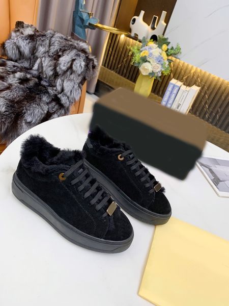 

Suede embossed Unisex casual shoes winter warm Internally flocked flat sneakers Black Khaki Green classic letter Luxury Men Women's sneaker