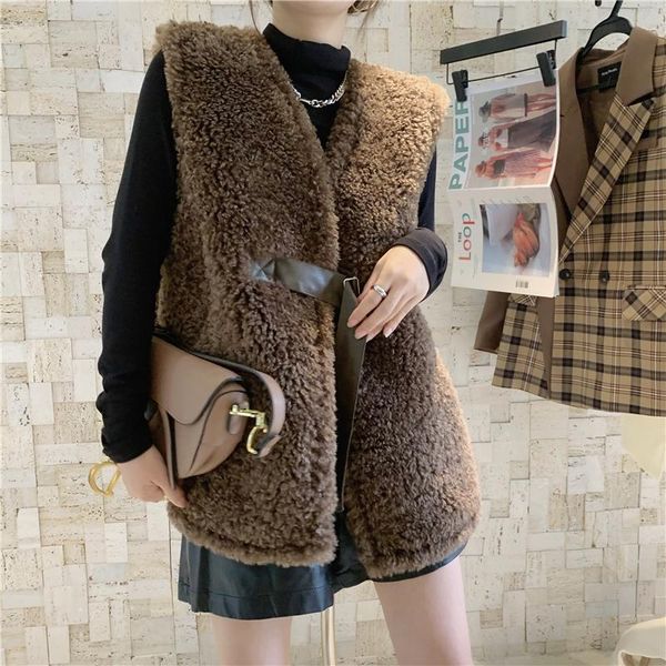 

2021 autumn winter fluffly lamb wool jacket vest women fashion v neck sleeveless thick coat waistcoat casual korean belted ves, Black;white