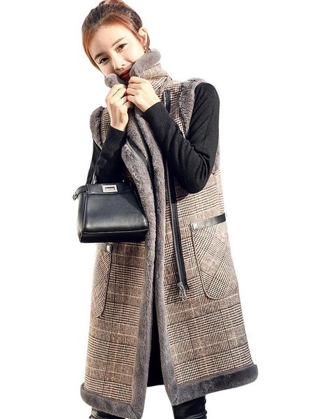 

women's vests winter fashion women lamb fur vest warm coat sleeveless plaid thicker waistcoat female plus velvet casual woolen outwear, Black;white