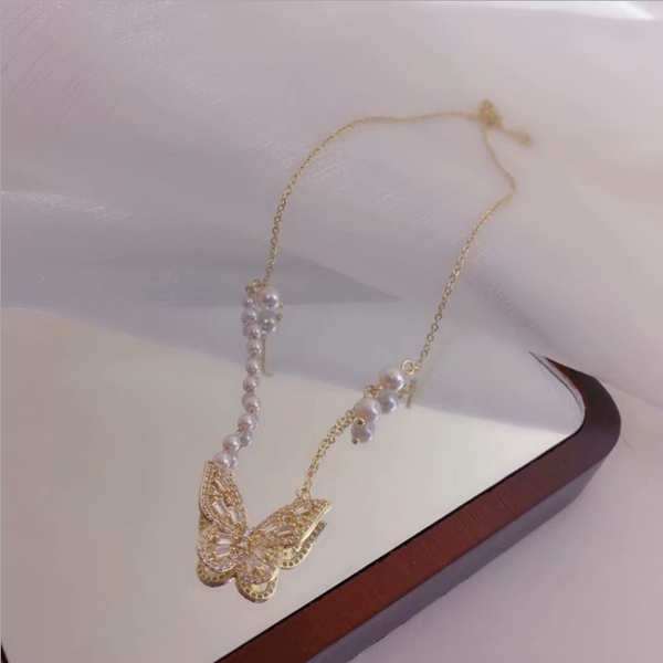 

chains baroque pearl necklace female retro port style butterfly zircon clavicle chain sweater, Silver