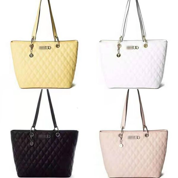 

2021 new gues women's bag fashion portable single shoulder diagonal lingge shopping