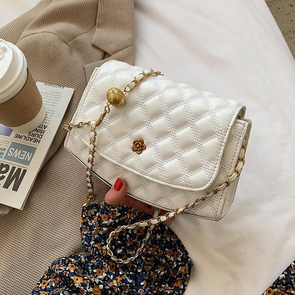 

niche design rhombic chain handbag 2021 spring/summer new fashion all-match messenger bag explosion style square bag width: 21cm