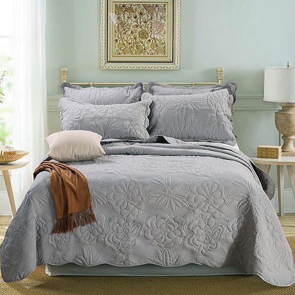 

american style quilts set 220*240cm+2 pillowcase super king size patchwork quilt ultrasonic embossing flower bed linen set 3pcs