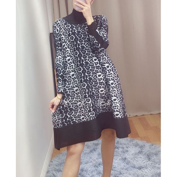 

2021 New Beginning Spring Female Leopard Print Miyak Folds Fashion Cover Belly Size Slimming Dress Dcd0, Black;gray