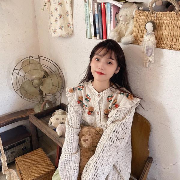 

women's knits & tees japanese girl 2021 autumn and winter retro handmade flower embroidery knit sweater jacket women's clothing, White