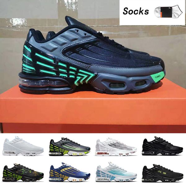 

tn plus 3 tuned men women sneakers running shoes tiger laser blue mesh white triple black silver crimson red volt neon og wholesale trainers, White;red