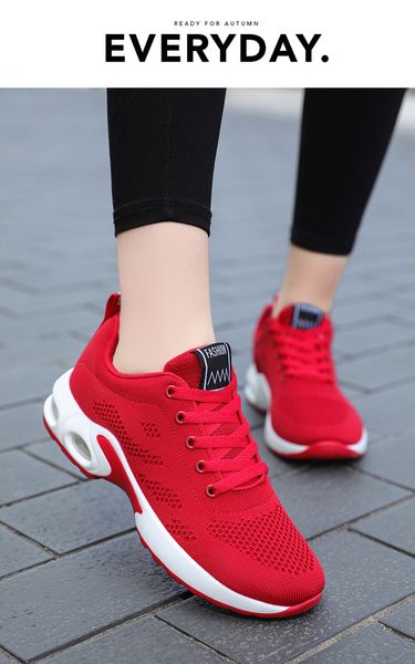 Sapatos femininos outono 2021 Nova Respirável Solução Solução Sapatos Coreano Casual Air Almofada Esportes Sapato Mulheres PM122