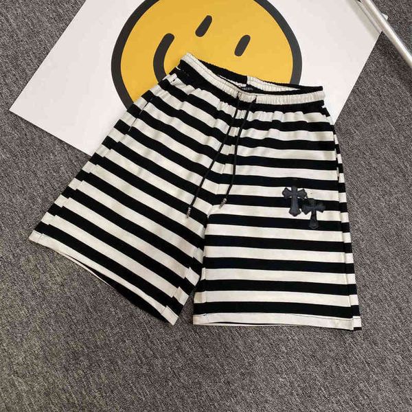 

2022 factory wholesale new crocho summer striped men's women's pair shorts simple and comfortable casual pants, White;black