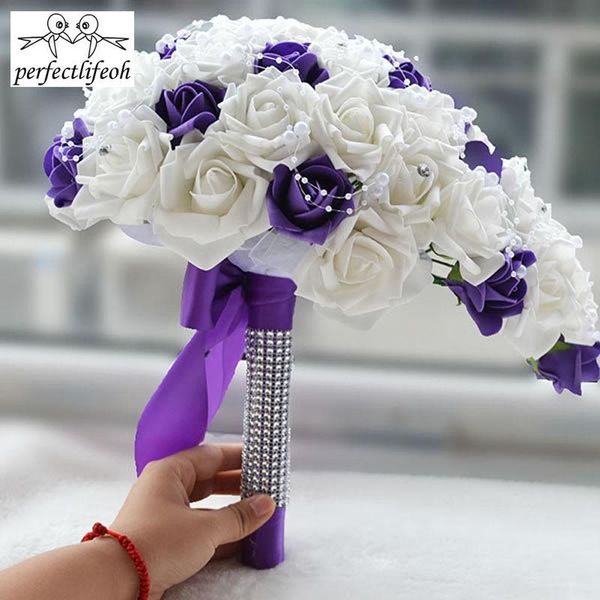 

wedding flowers perfectlifeoh teardrop cascade bridal bouquet with diamantes and pearls stunning