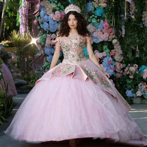 Светло-розовый бисерный бал для баллы Quinceanera Selected Ofl Prom Prom Prom Appleiqued Sweep Train Satin Sweet 15 Masquerade
