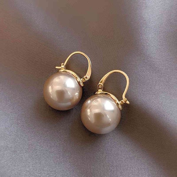 

charms ear stud clip rings high sense pearl 2021 fashion korean temperament net red design minority, Golden